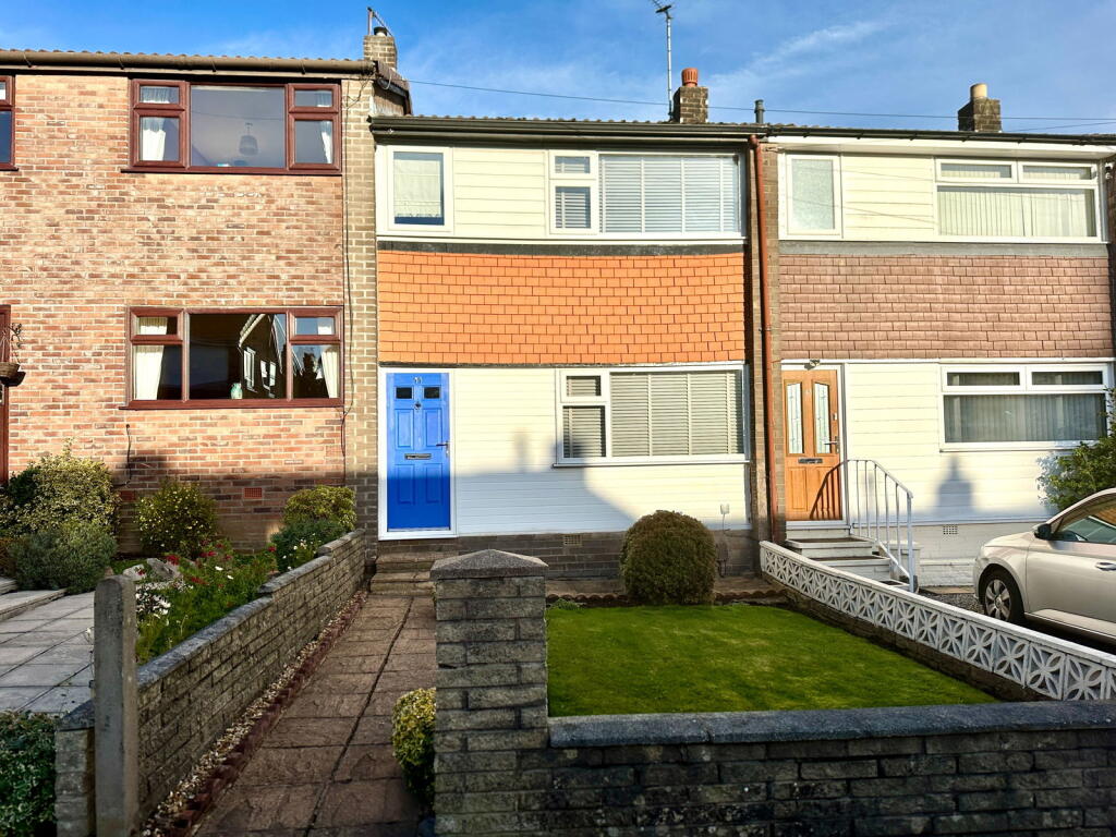 Main image of property: 11 Kirkstone Drive, Royton, Oldham, OL2 6TP