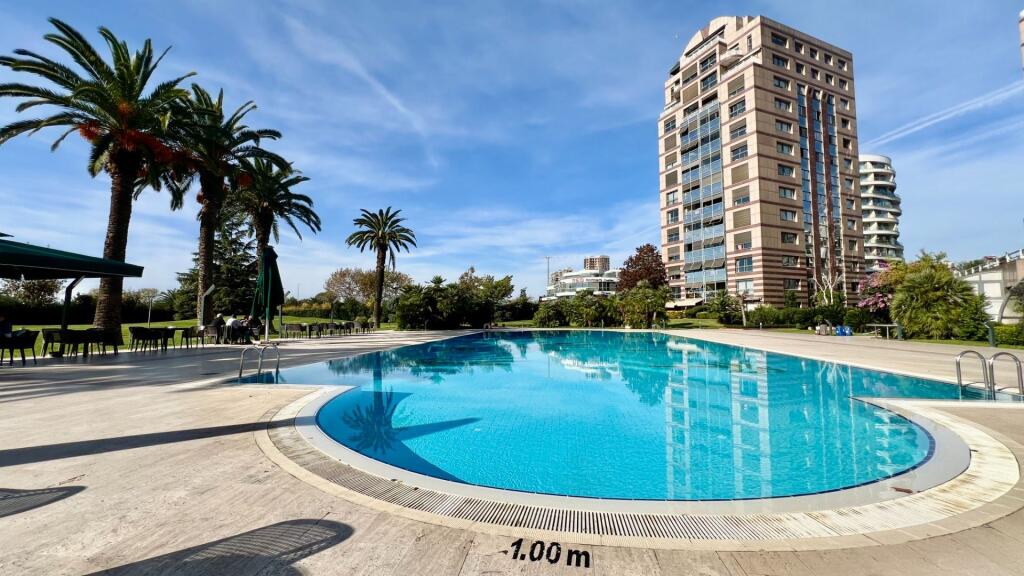 Main image of property: Istanbul, Güngören, Istanbul