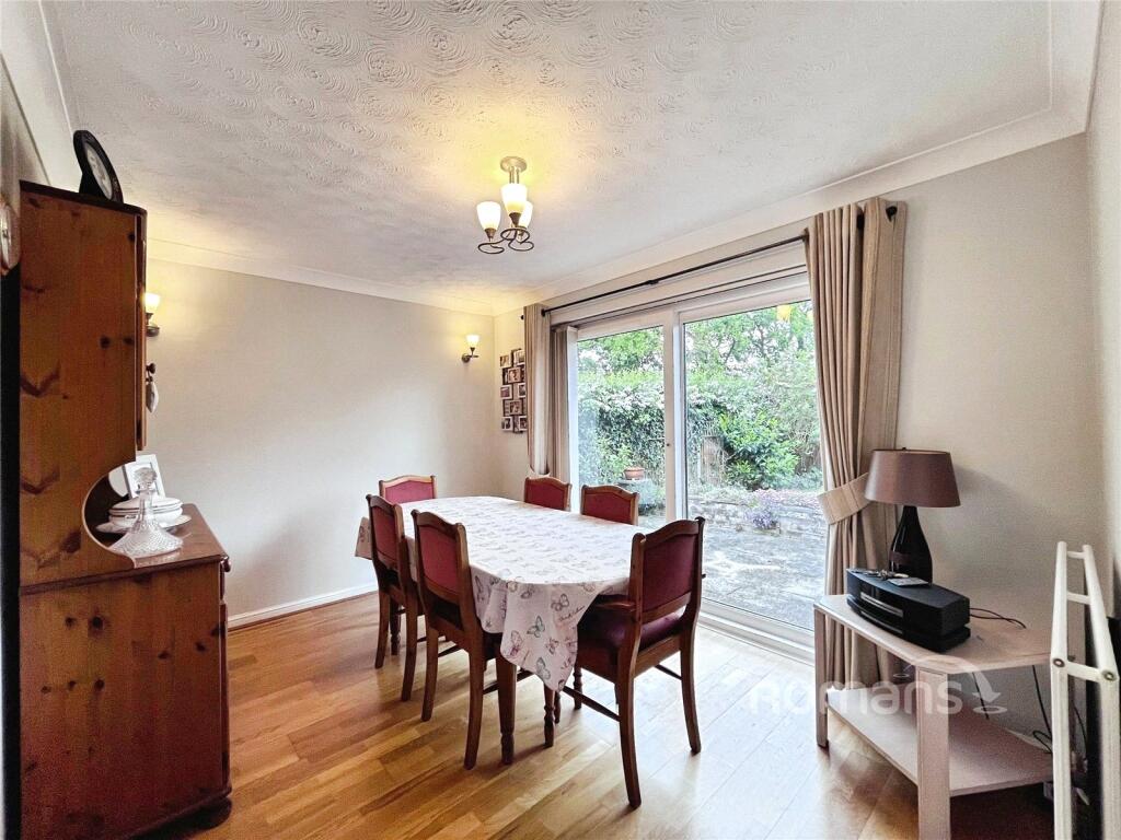 House in Rushmoor, Southwood, The Crescent - View 4