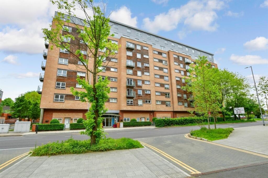 Main image of property: Cherrydown East Basildon SS16