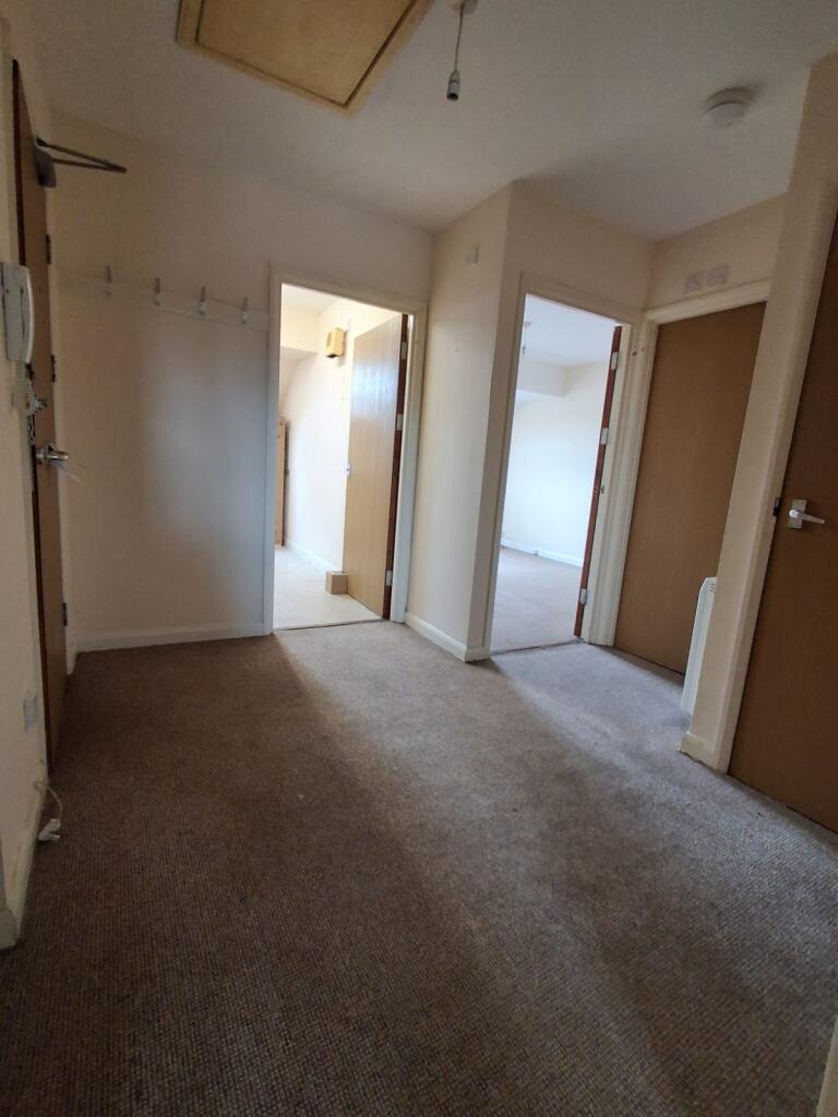 Apartment in Northampton, Phippsville - View 3