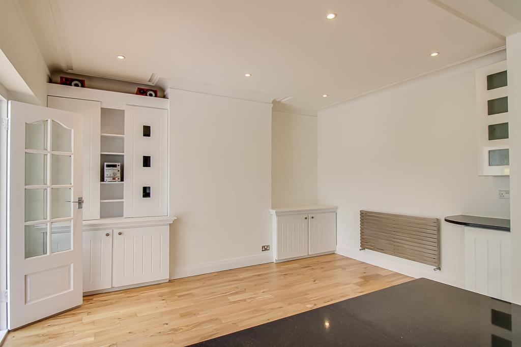 Mayfield Avenue, Southend-on-Sea - More