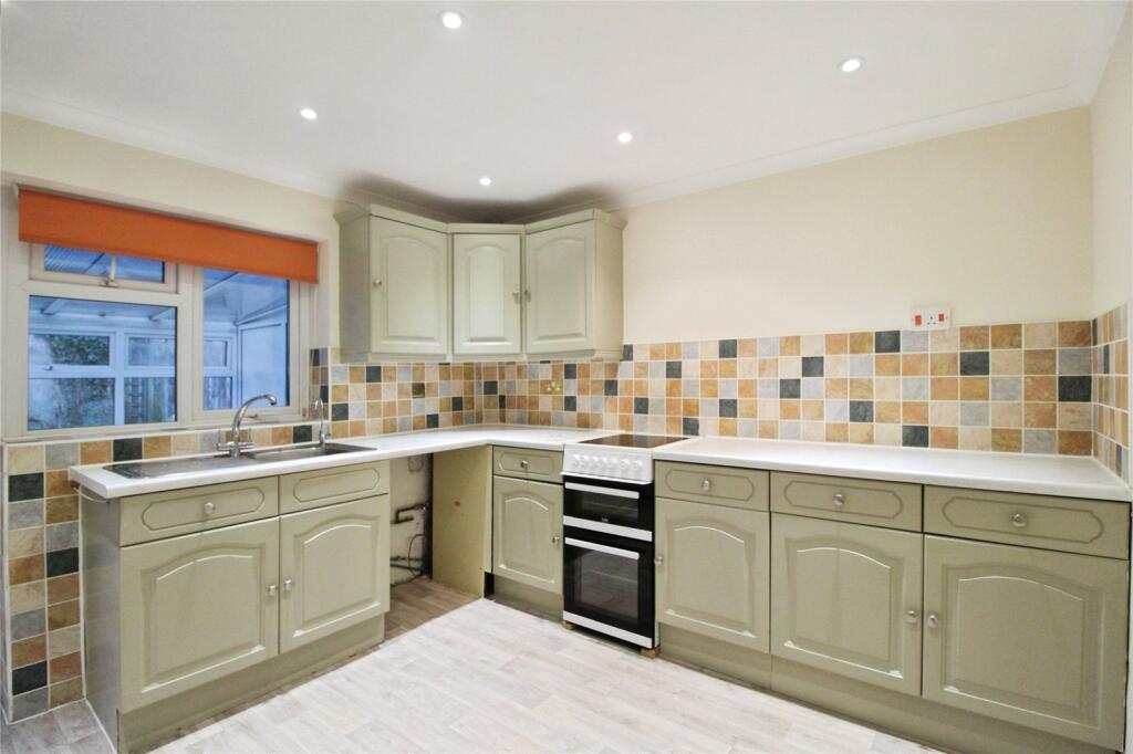 House in Dorchester - View 2