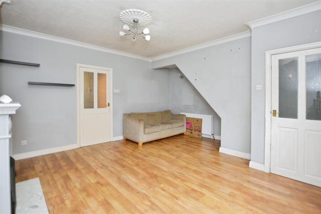 House in Doncaster - View 4