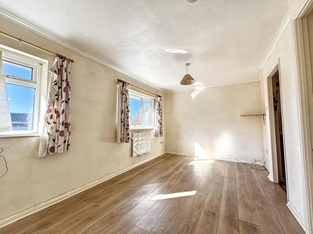 Apartment in Tonbridge - View 3