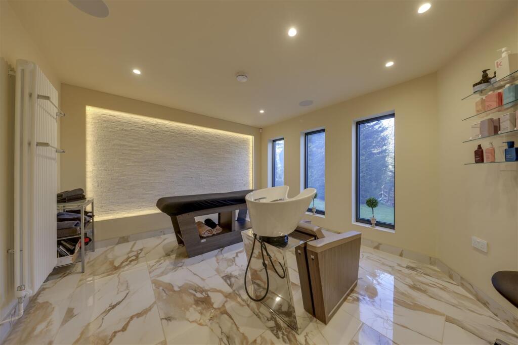 Additional image 24 of The Hollies, Alden Road, Helmshore, Rossendale - Over 9,000sqft - One Of Rossendale's Most Incredible Properties