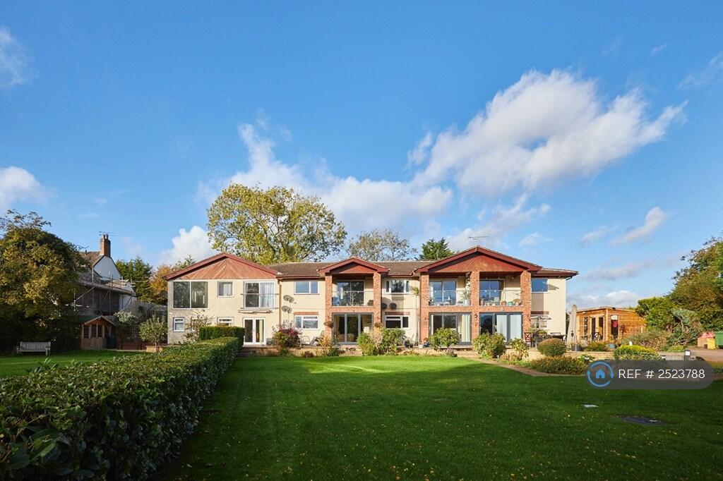 Main image of property: Fairways Court, Hinckley, LE10