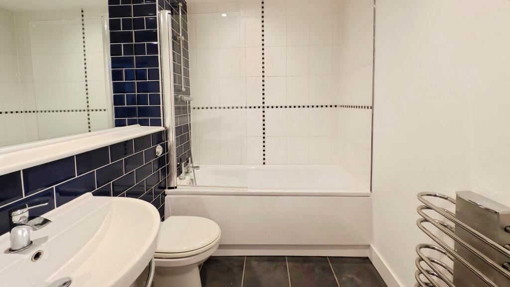 Apartment in Bristol, Fishponds - View 5