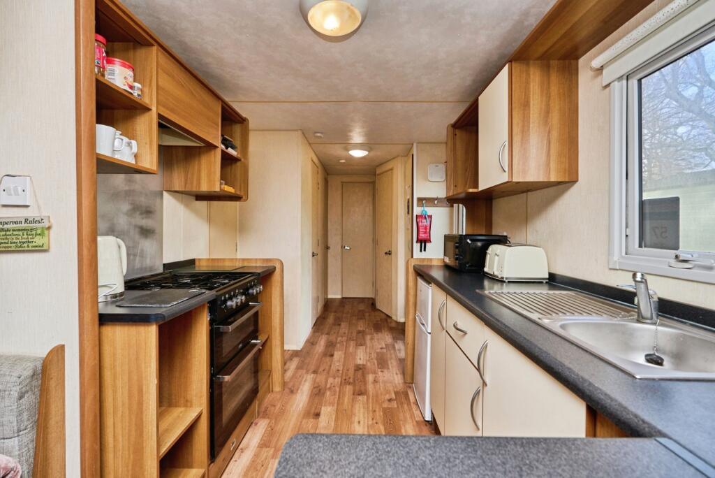 Oaklands, Thorness Lane, Cowes, Isle of Wight, PO31 - View 6