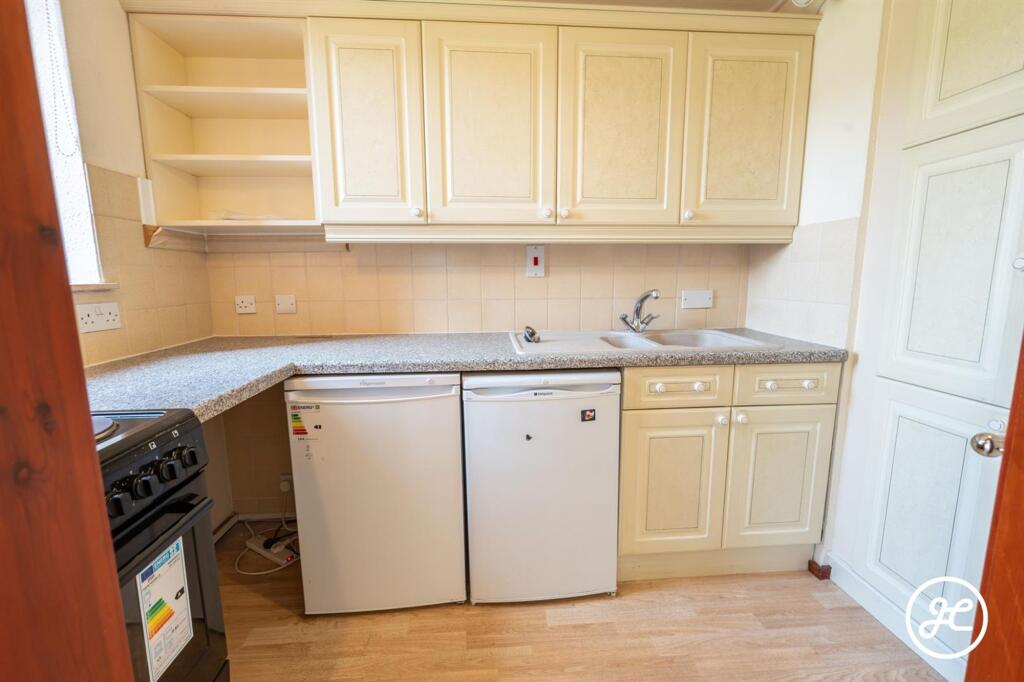Apartment in Taunton - More