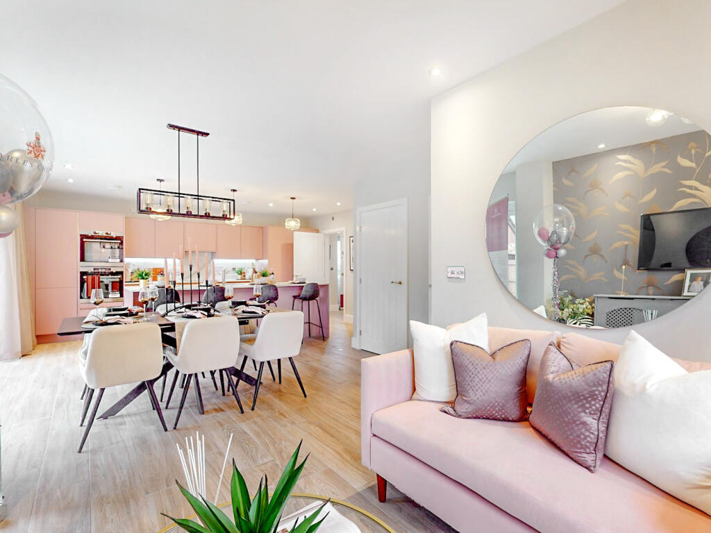 House in Chichester, Westhampnett - View 3