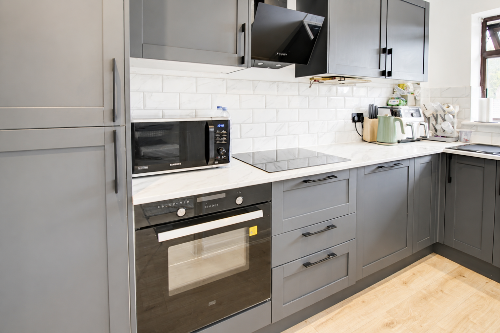 Apartment in Tunbridge Wells, High Brooms, Sherwood - More