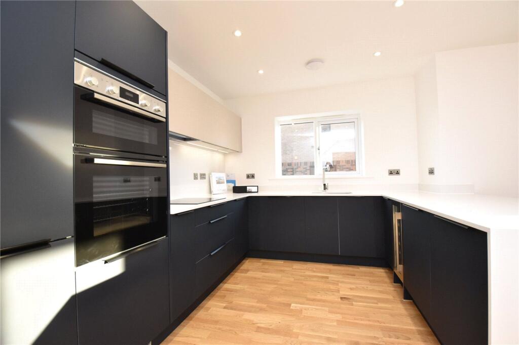 1 Fleet Road, Laureate Fields, Felixstowe, Suffolk, IP11 - View 2