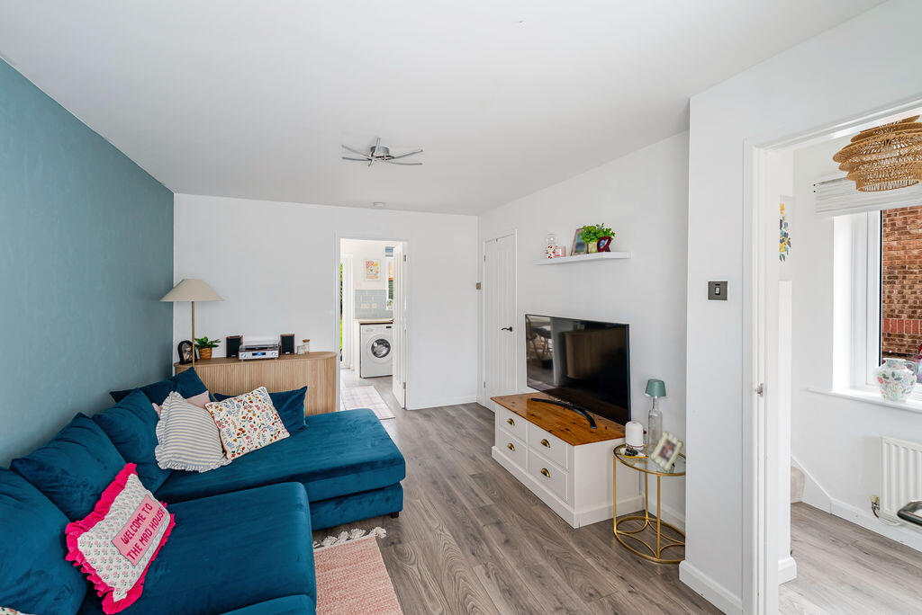 House in Weston-super-Mare, North Somerset - More