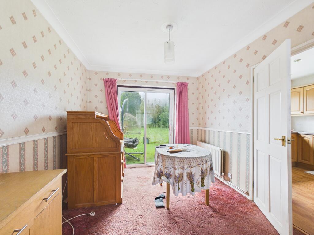 Priors Road, Tadley, RG26 - View 4