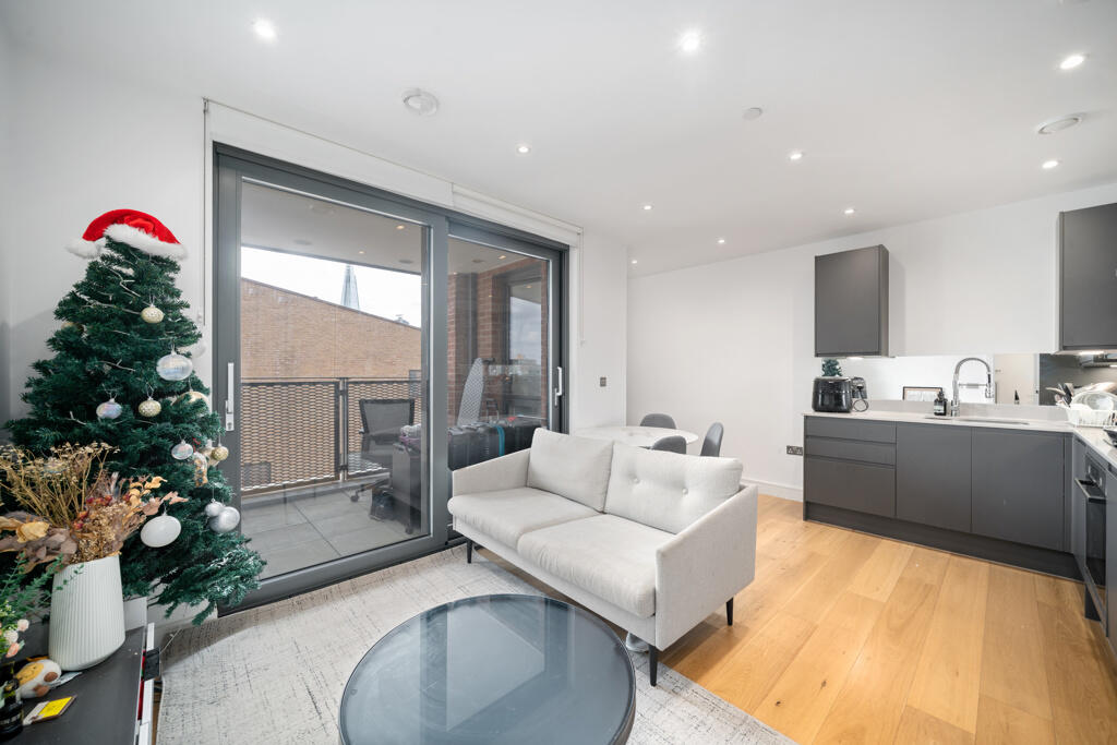Apartment in London - More