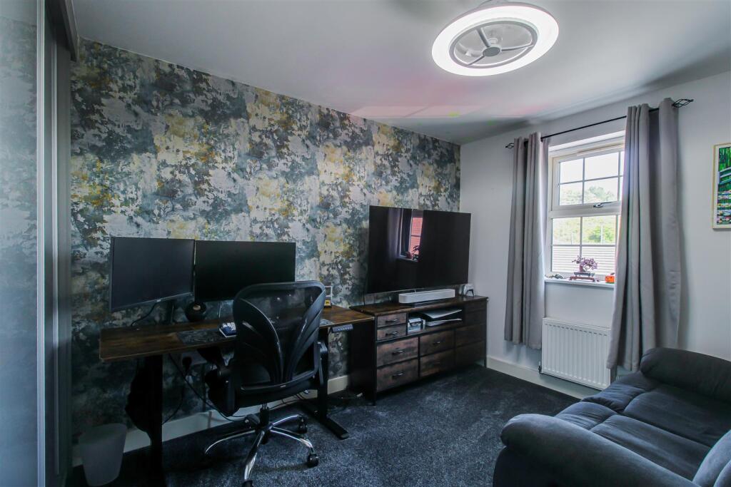House in Wakefield - More