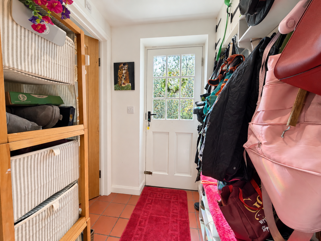 House in Tonbridge - More