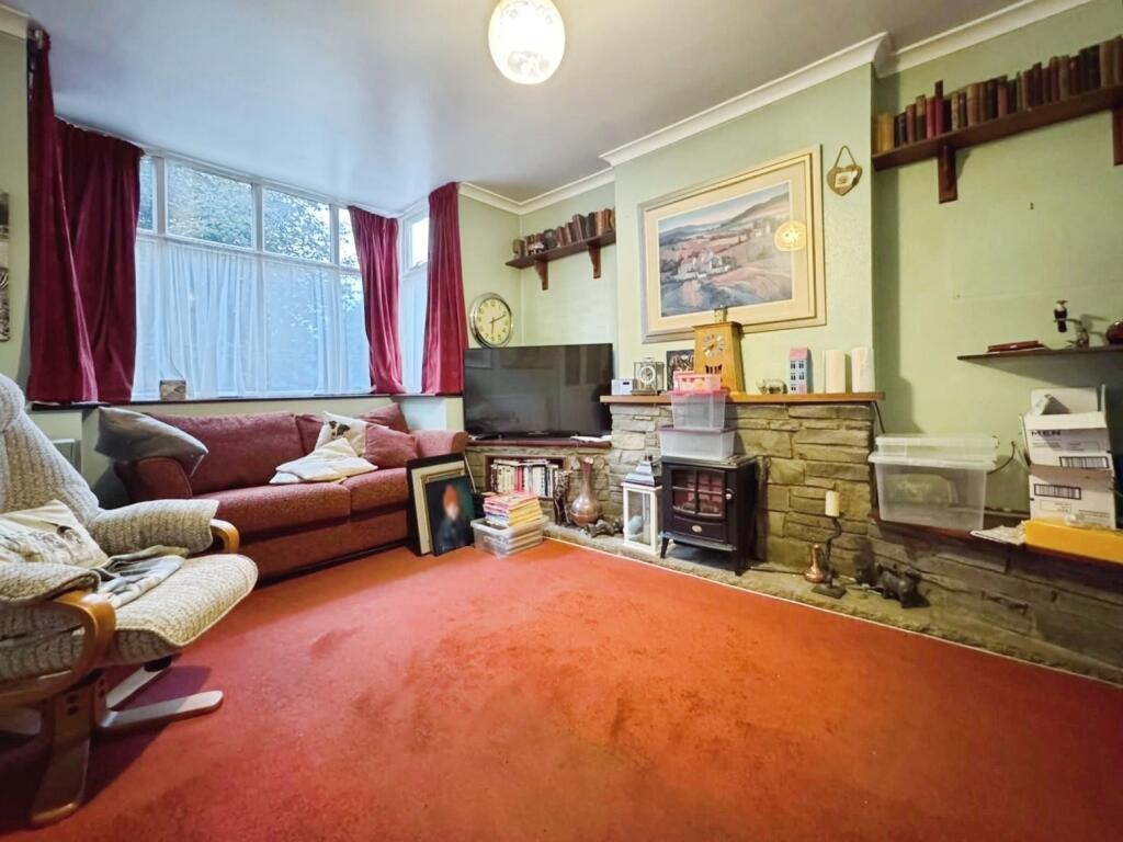 House in Hemel Hempstead, High Wycombe Community Board - View 2
