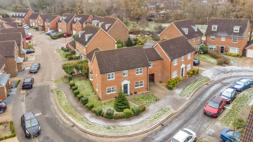 Main image of property: Beauchamps, Welwyn Garden City, Hertfordshire, AL7