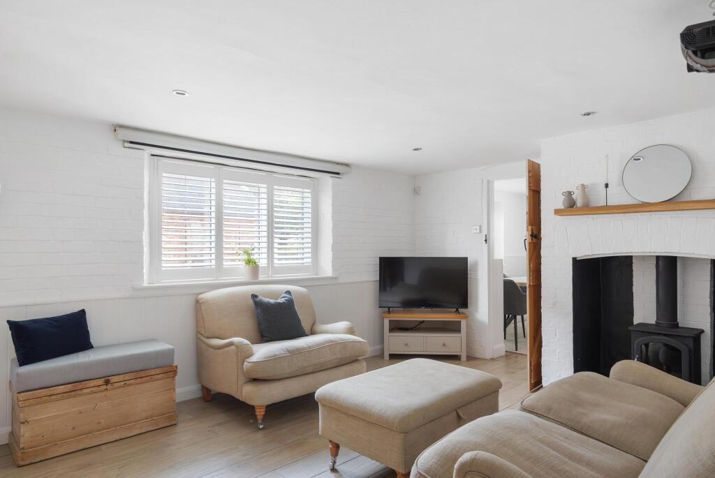 Main Road, Dorchester, DT2 - More