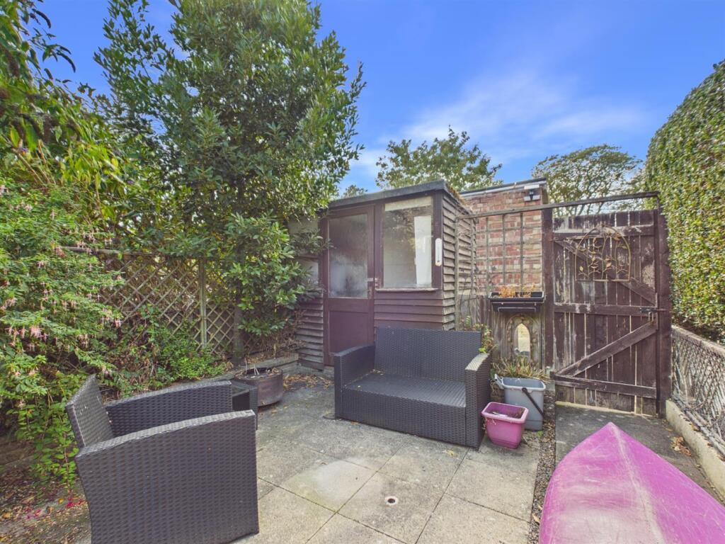 Property photo 8