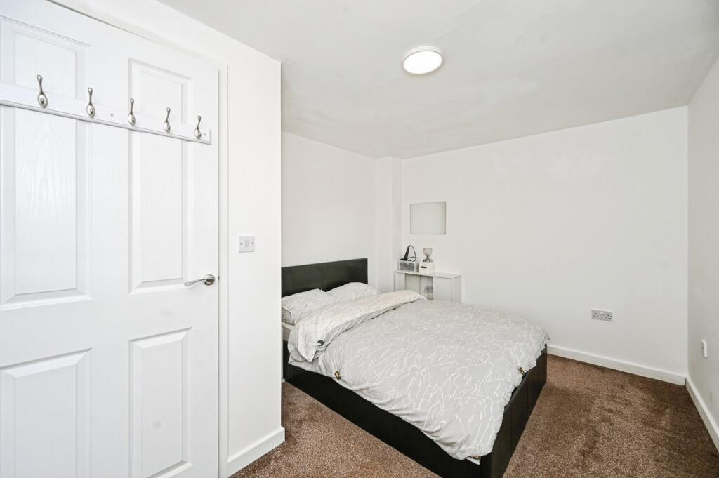 House in Knowsley, Liverpool City Region - More
