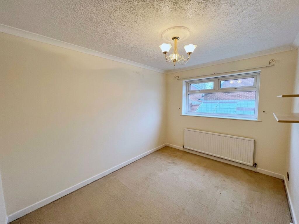 House in Stockport, Bredbury - More