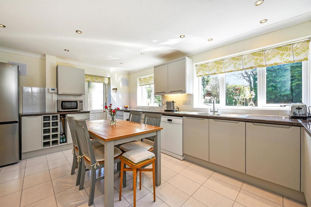 South Wonston photo 3