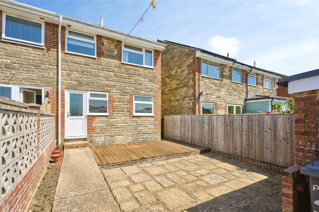 House in Newport, Gunville, Carisbrooke - View 2
