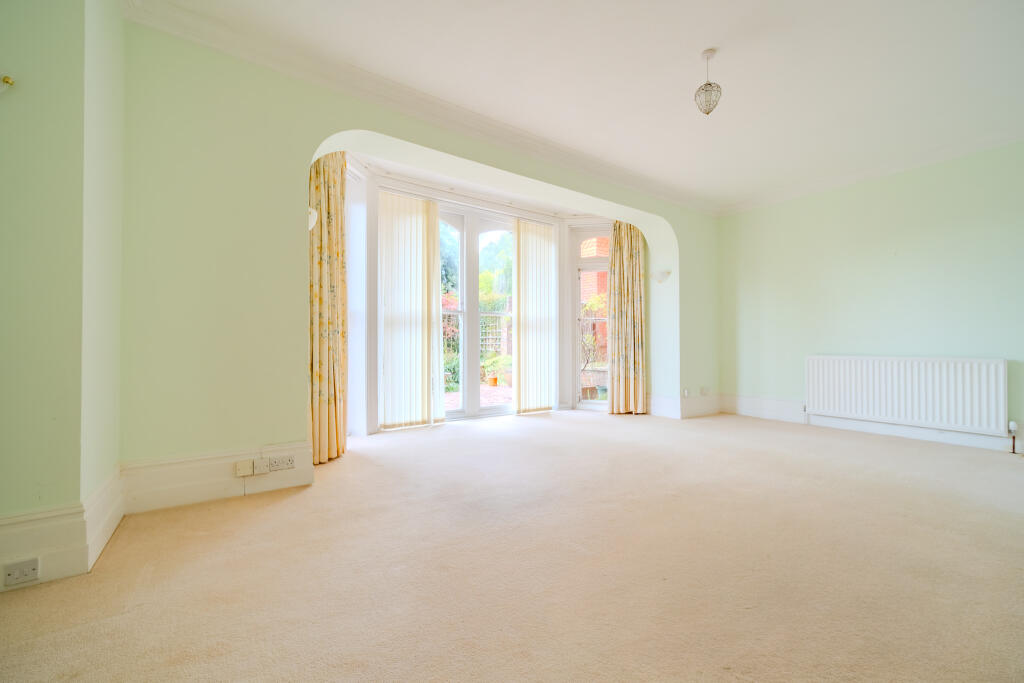 Apartment in Brighton - View 5