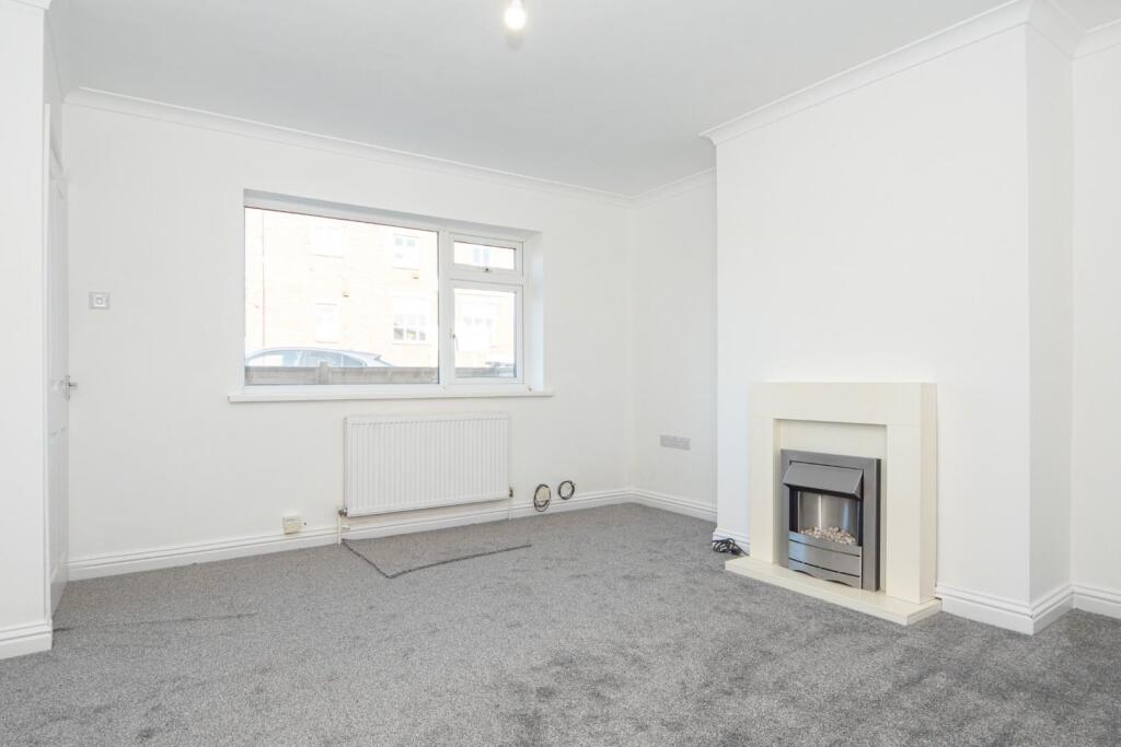 House in Leeds, Bradley Hill, Swinnow - View 2
