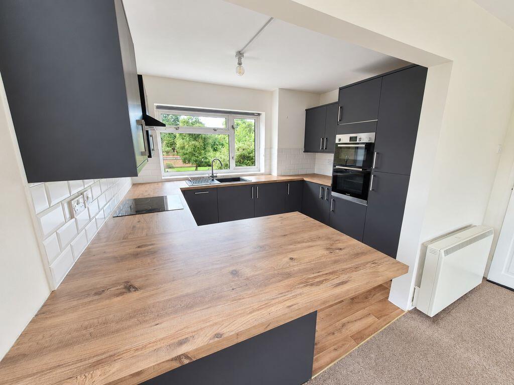 Apartment in Birmingham, Sutton Coldfield - View 2