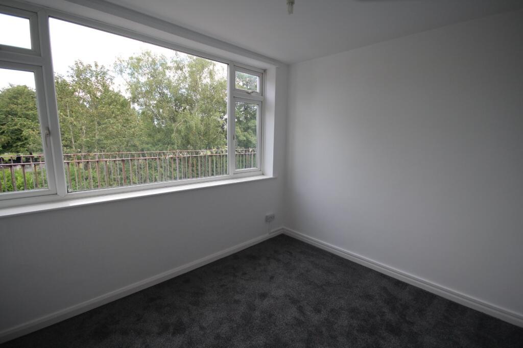 Cheveley Park Shopping Centre, Belmont, Durham, DH1 photo 4