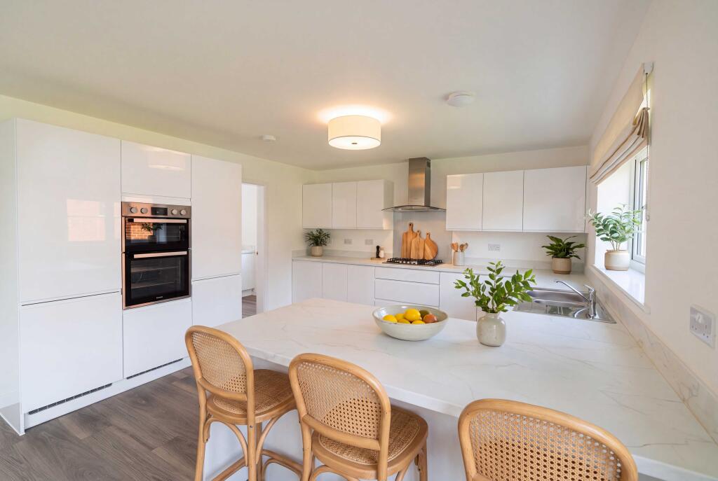 Main image of property: Preston Road,
Longridge,
PR3 3BD