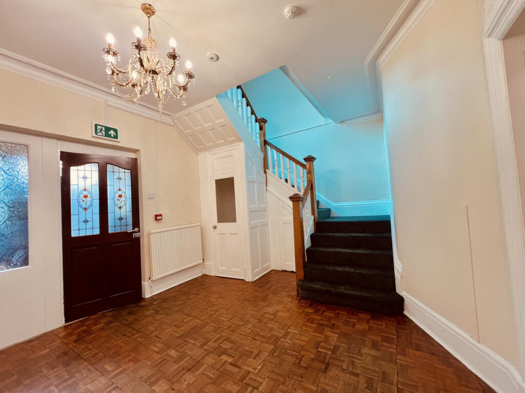 House in Doncaster, City Centre, Hyde Park - View 2