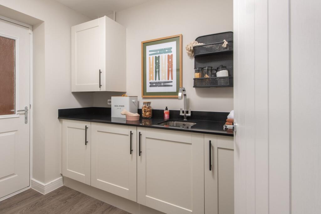 House in Bolton, Westhoughton - View 4