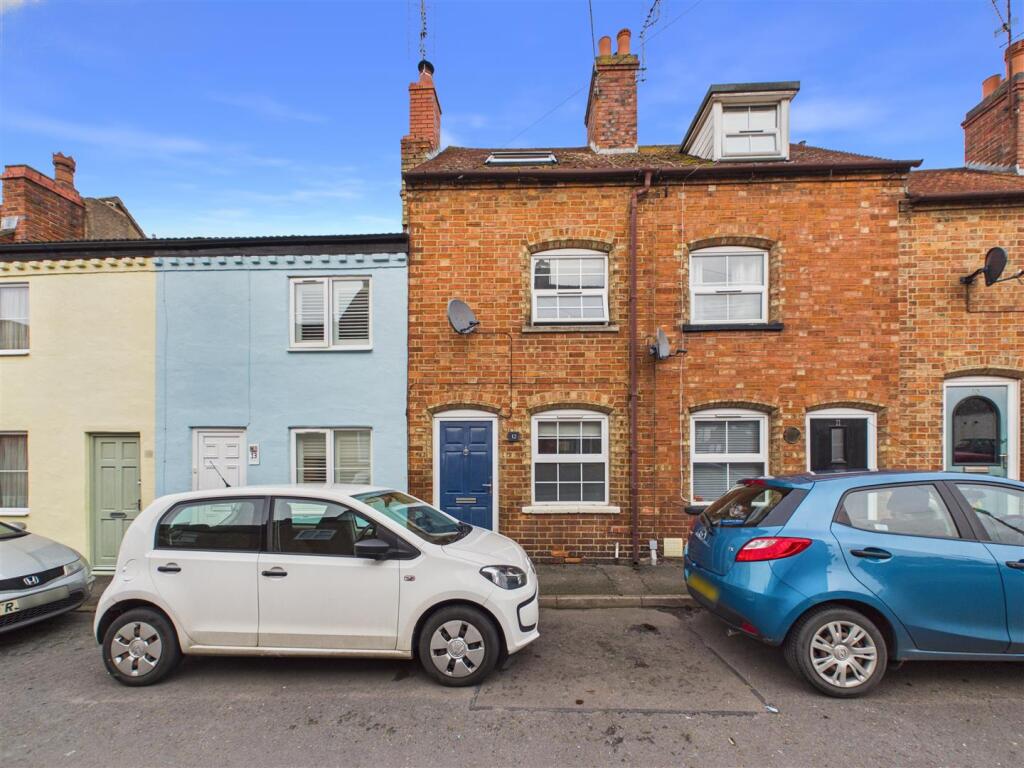 Main image of property: The Leys, Evesham