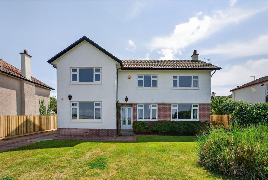 Main image of property: 17 Castle Walk, Ayr, KA7 4HH