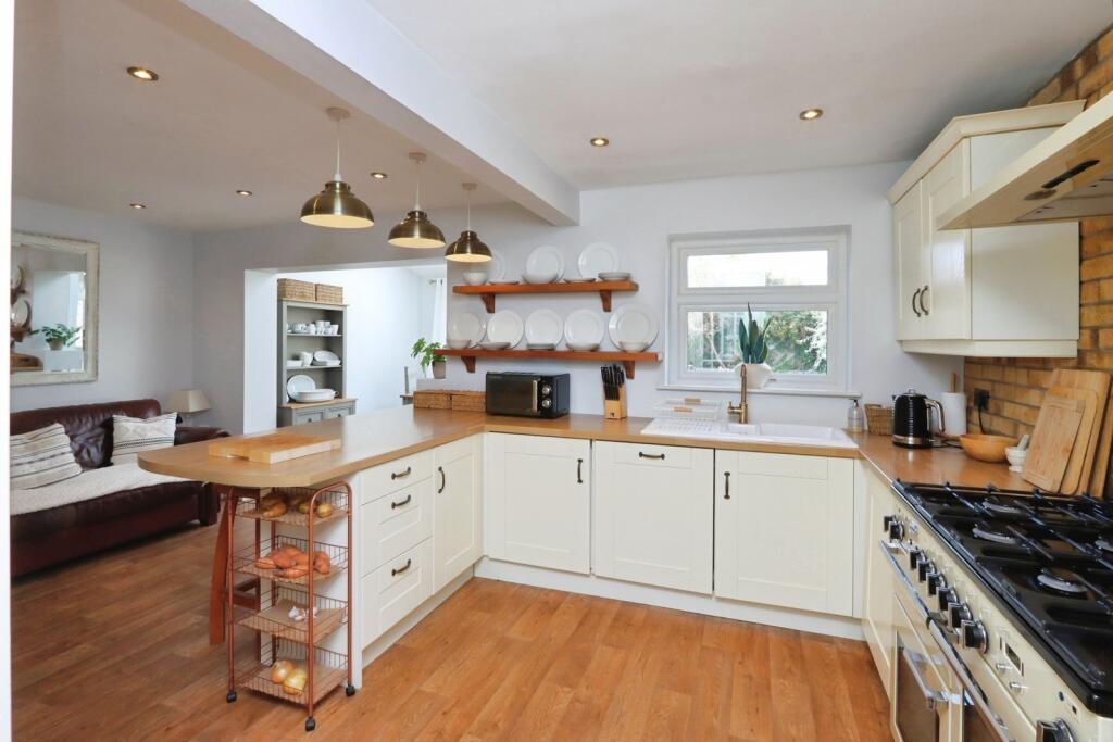 House in Sheffield - View 4