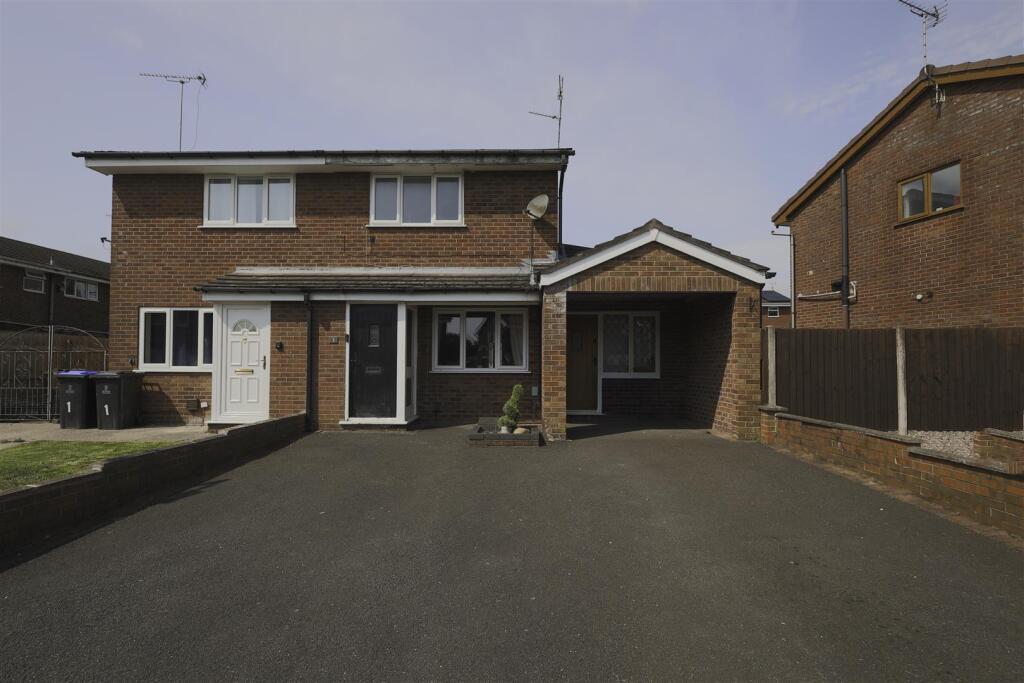 Main image of property: Cheltenham Avenue, Cheadle