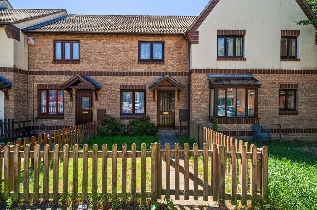Main image of property: Foxhollows, Shaldon Road, Newton Abbot, Devon