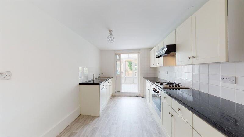 Apartment in Canterbury - View 4