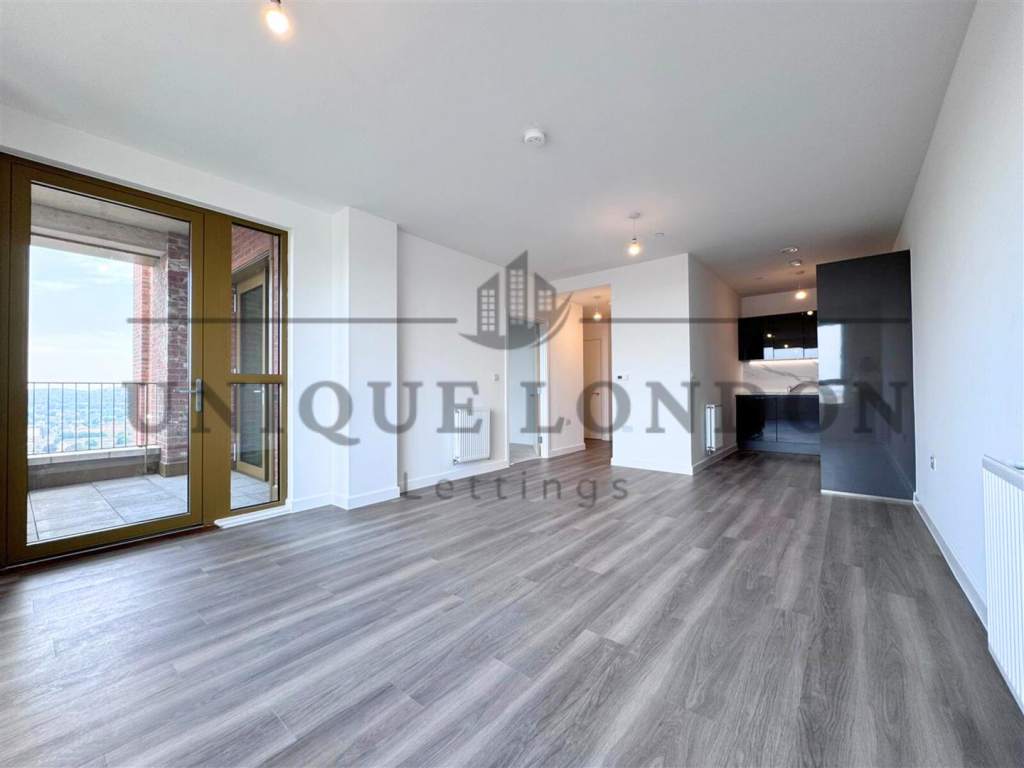 Main image of property: 227 Ilderton Road, Vista Heights, Bermondsey
