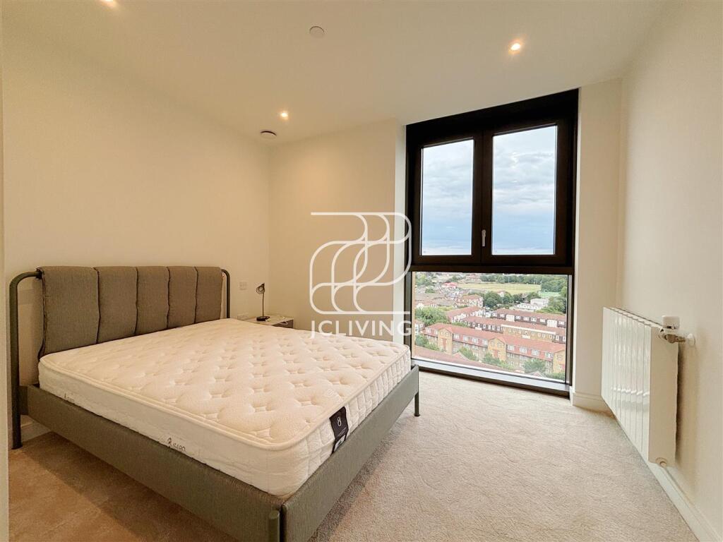 Apartment in London - More