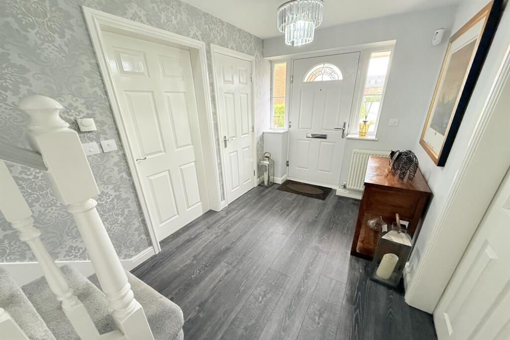 House in Warrington, Chapelford, Great Sankey - View 5