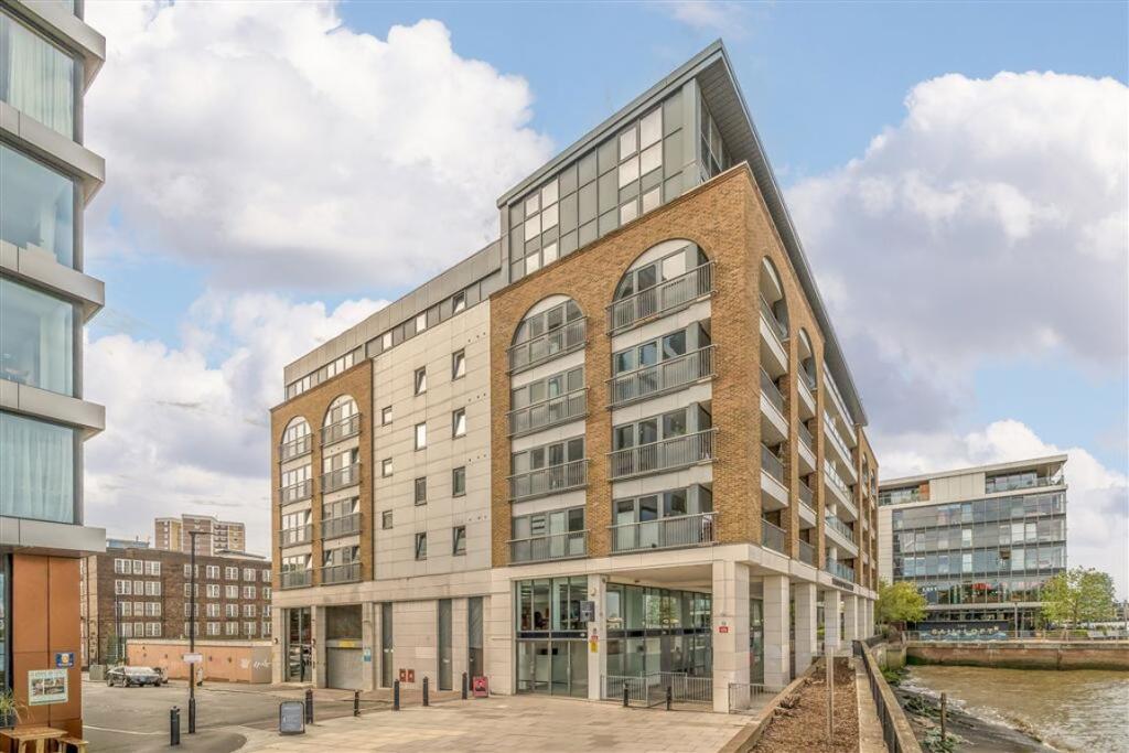 Apartment in London - View 5