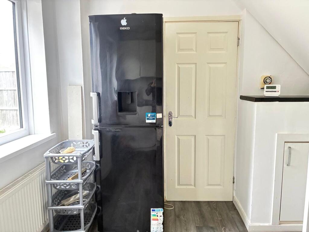 House in Nuneaton and Bedworth, Whittleford - More