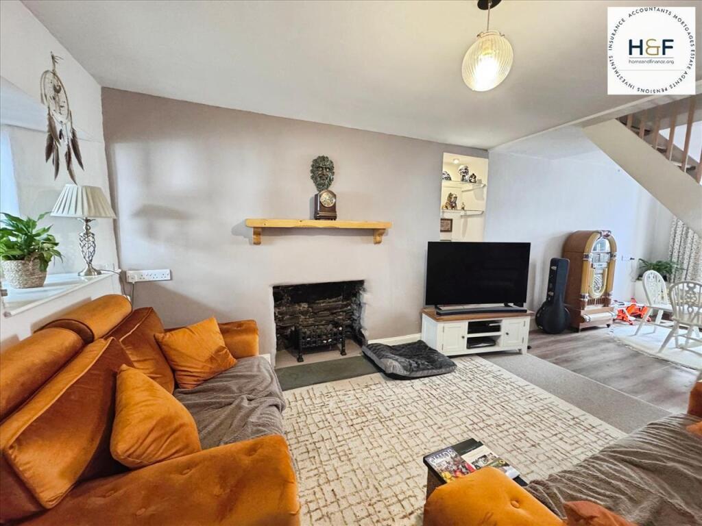 House in Millom, Knott End - View 2