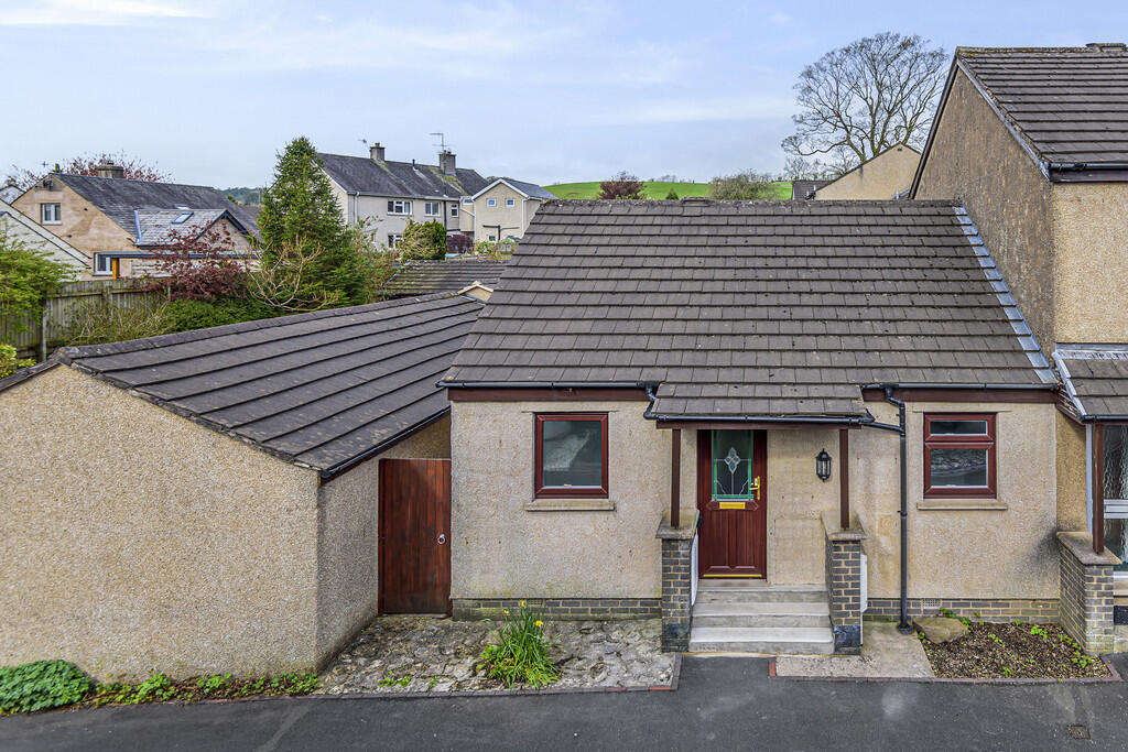 11 Sedgwick Court, Kendal, Cumbria, LA9 5HZ, Cumbria